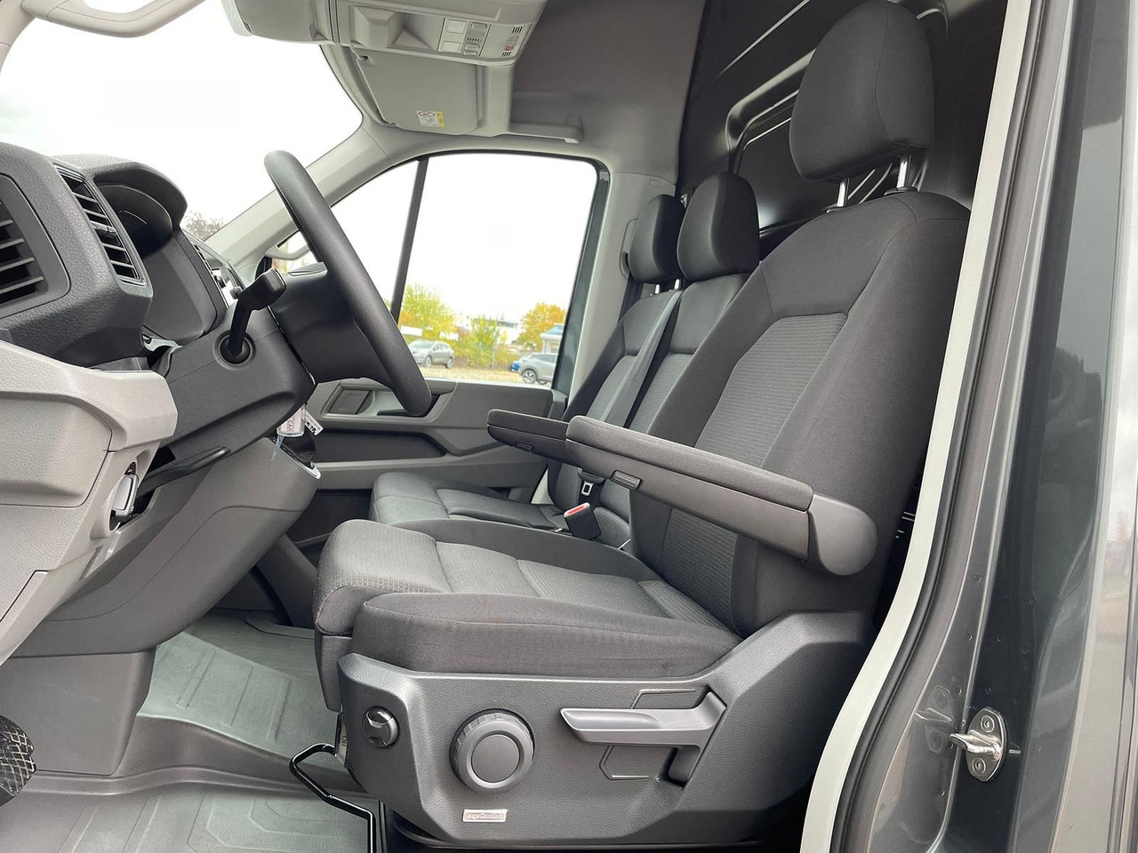 Coche MAN TGE 3.160 L4H3 KASTEN TEMPOMAT AHK SITZHZ DAB: foto 12 Coche MAN TGE 3.160 L4H3 KASTEN TEMPOMAT AHK SITZHZ DAB: foto 12