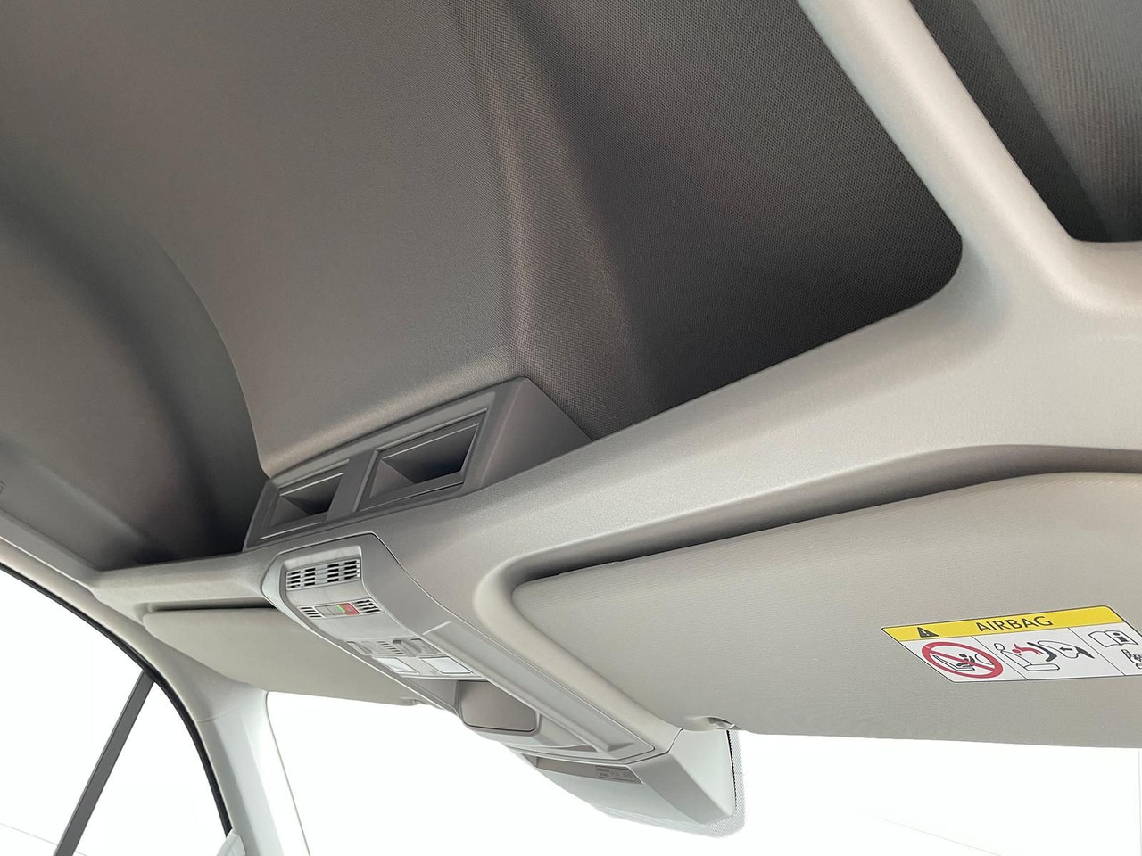 Coche MAN TGE 3.160 L4H3 KASTEN TEMPOMAT AHK SITZHZ DAB: foto 32 Coche MAN TGE 3.160 L4H3 KASTEN TEMPOMAT AHK SITZHZ DAB: foto 32