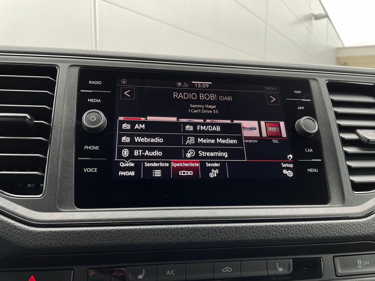 Coche MAN TGE 3.160 L4H3 KASTEN TEMPOMAT AHK SITZHZ DAB: foto 17 Coche MAN TGE 3.160 L4H3 KASTEN TEMPOMAT AHK SITZHZ DAB: foto 17