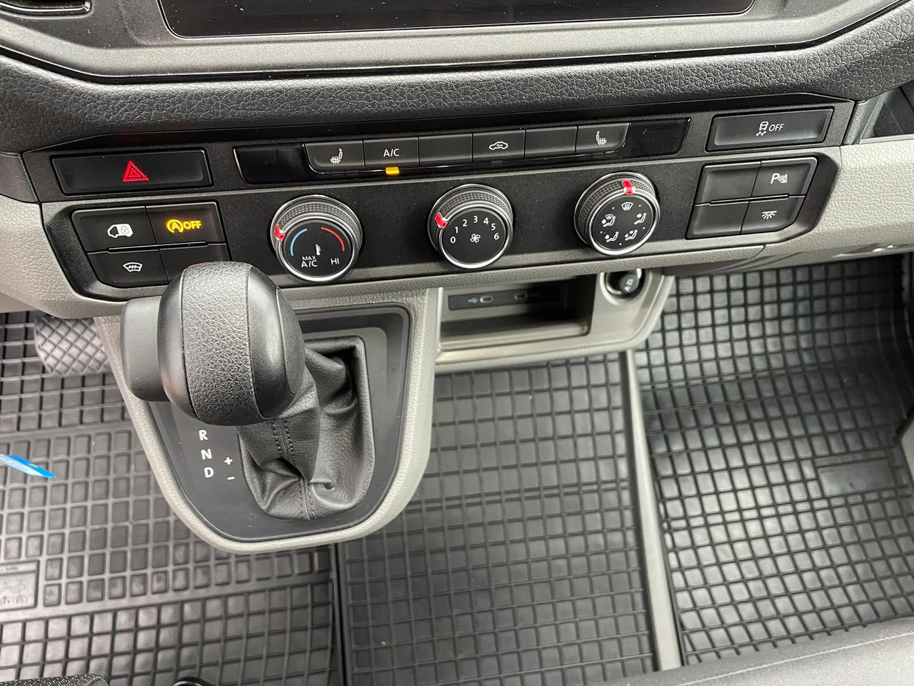 Furgón MAN TGE 3.160 L4H3 KASTEN TEMPOMAT AHK SITZHZ DAB: foto 28