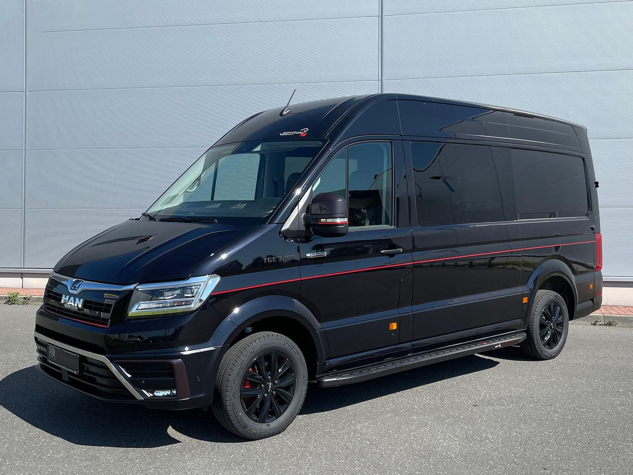 MAN TGE 3.180 L3H3 4x4 MIXTO Individual LionS STANDH - Coche: foto 1 MAN TGE 3.180 L3H3 4x4 MIXTO Individual LionS STANDH - Coche: foto 1
