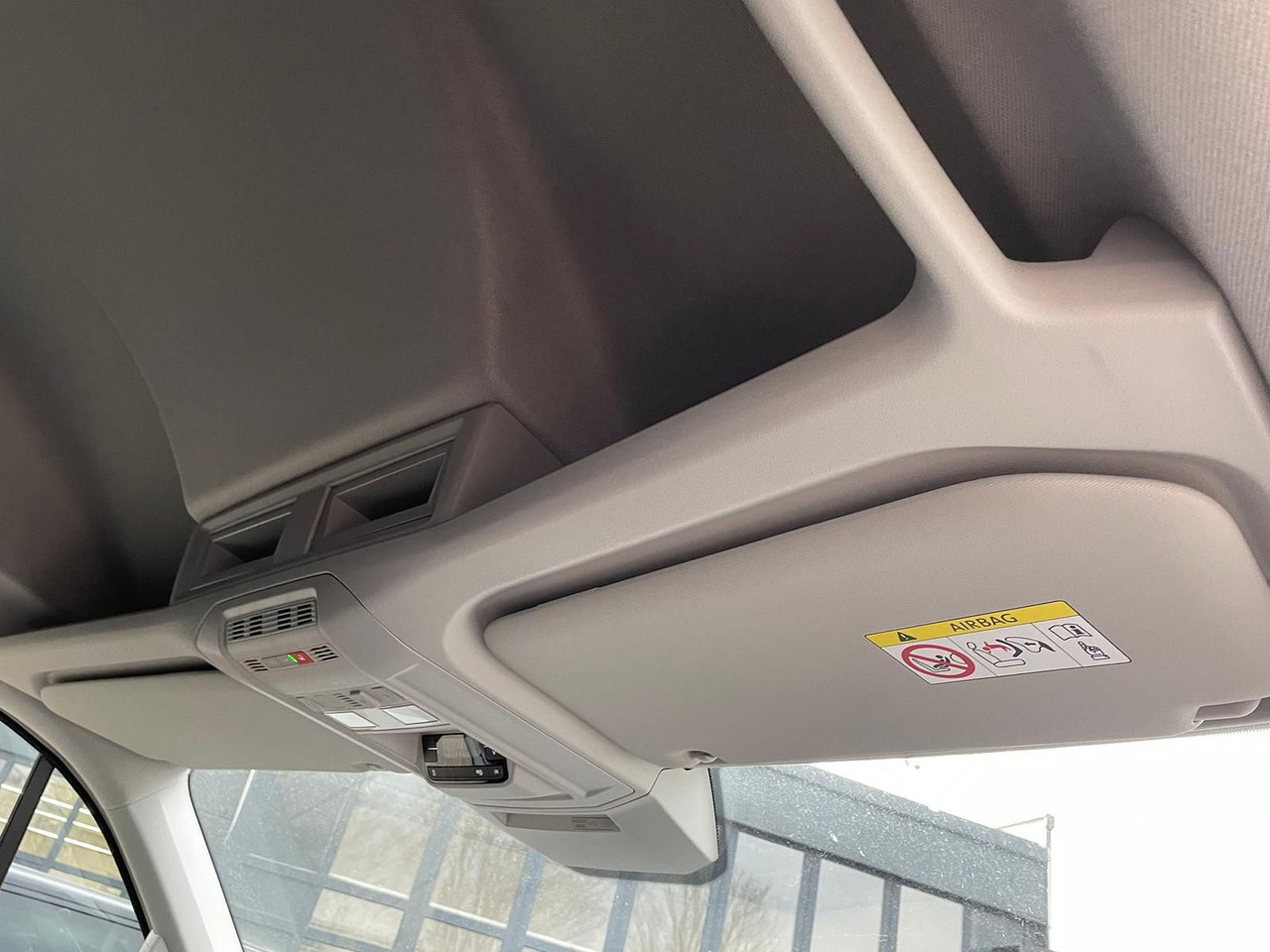 Furgón, Furgoneta combi MAN TGE 3.180 L3H3 MIXTO 4x4 STANDHZ DIFF AHK ACC: foto 23 Furgón, Furgoneta combi MAN TGE 3.180 L3H3 MIXTO 4x4 STANDHZ DIFF AHK ACC: foto 23