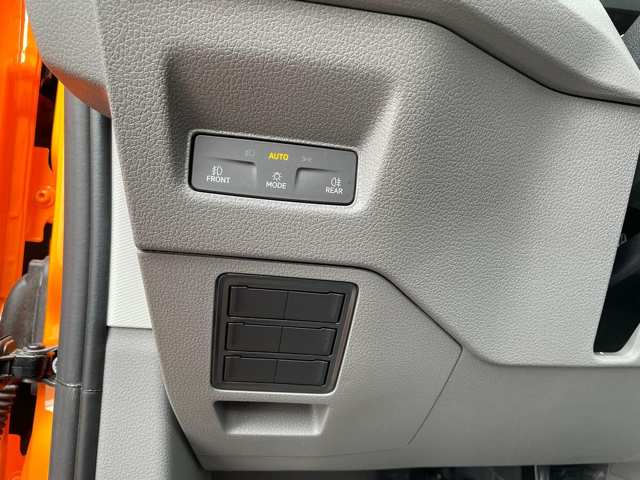 Coche MAN TGE 3.180 Pritsche DOKA MR 4x4 ACC LED DIFF-SPER: foto 35