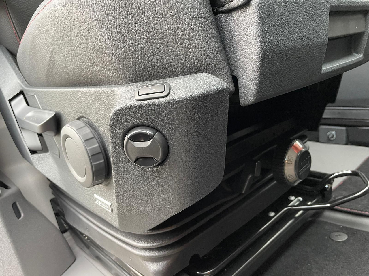 Coche MAN TGE 3.200 L3H2 Kasten 4x4 Individual S ACC STHZ: foto 25