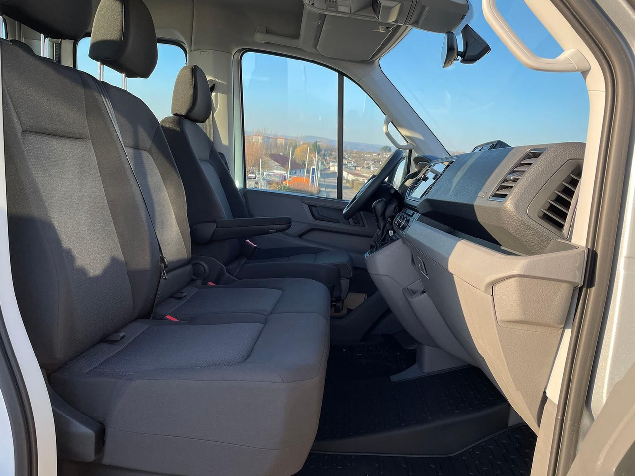 Coche MAN TGE 5.160 Fahrgestell DOKA L4 AHK SITZHZ LED DAB: foto 14