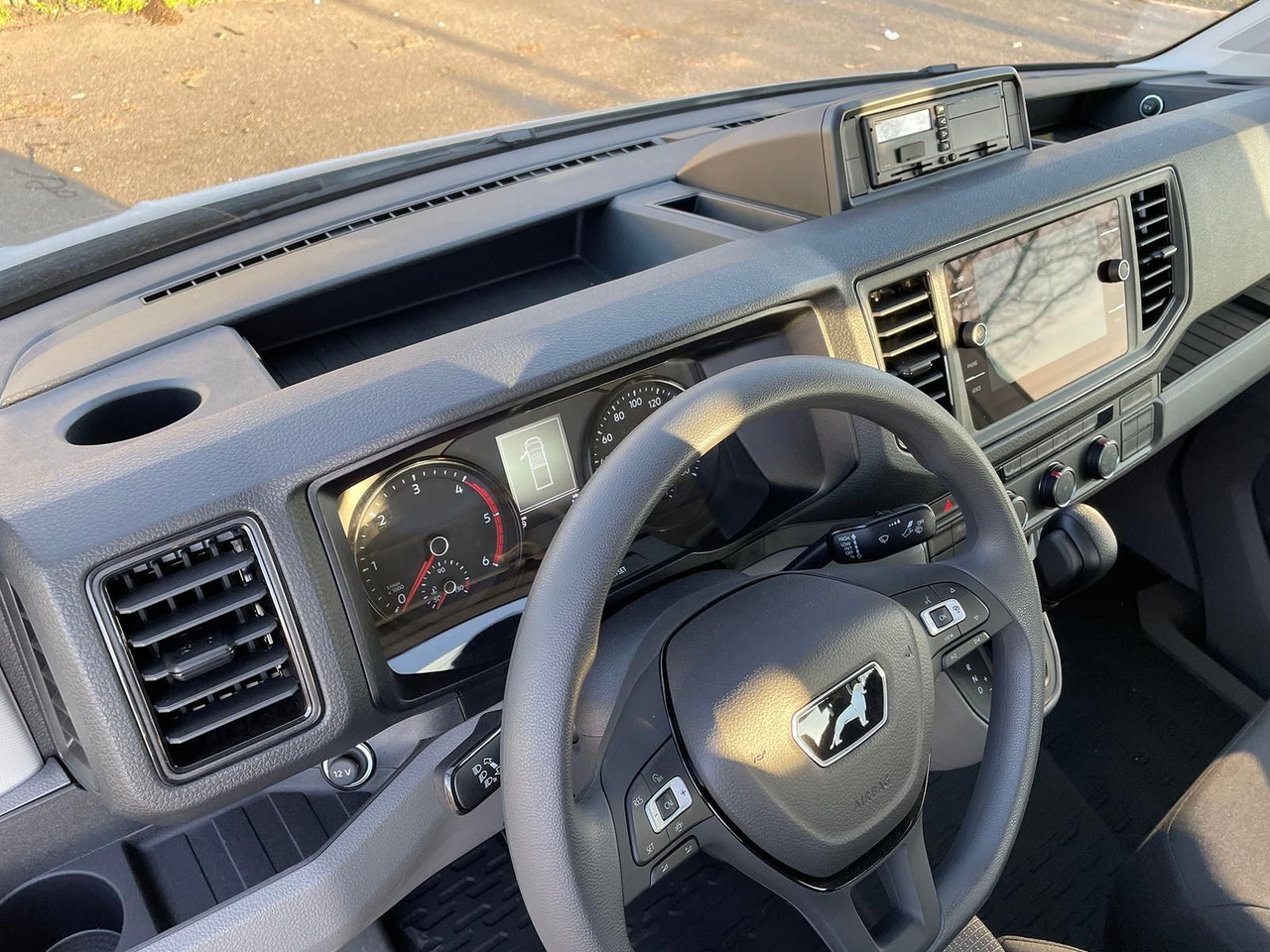 Coche MAN TGE 5.160 Fahrgestell DOKA L4 AHK SITZHZ LED DAB: foto 30