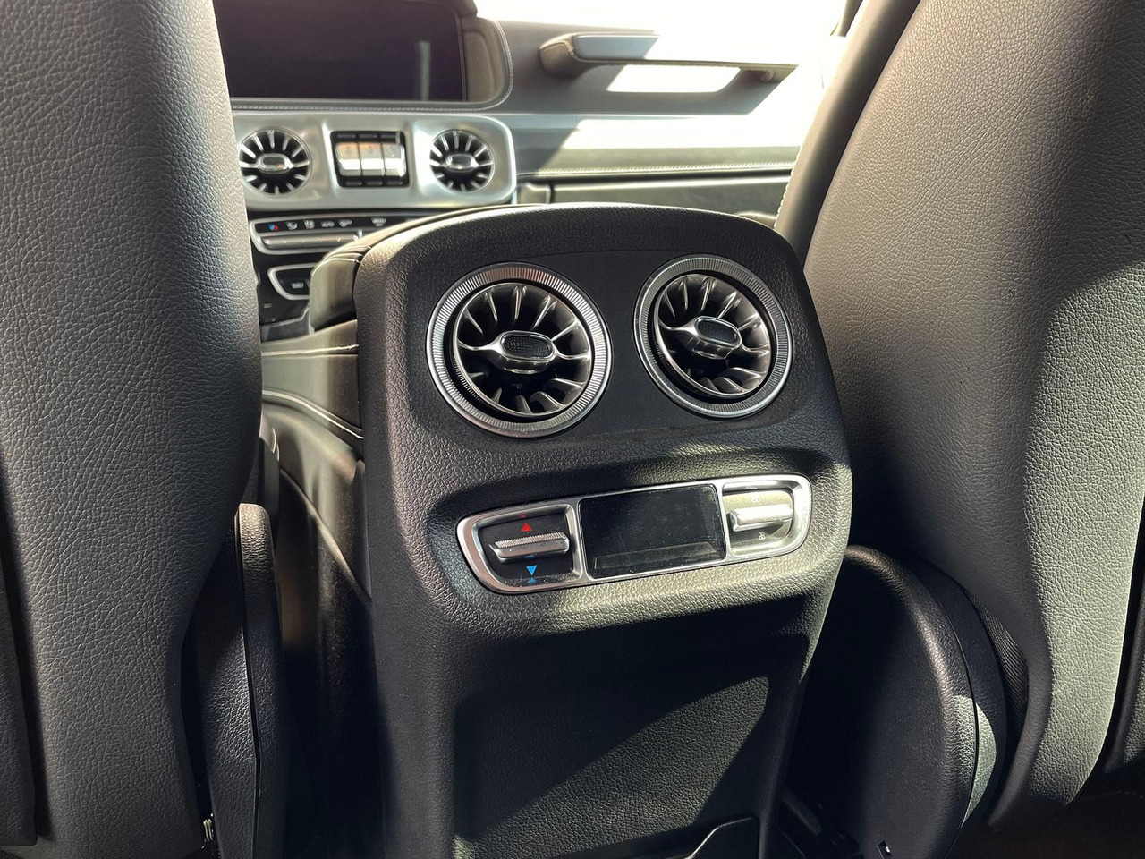 SUV/ Todoterreno Mercedes-Benz AMG G 63 4x4² 360° LEDER SHD NIGHT BURMESTER: foto 35 SUV/ Todoterreno Mercedes-Benz AMG G 63 4x4² 360° LEDER SHD NIGHT BURMESTER: foto 35