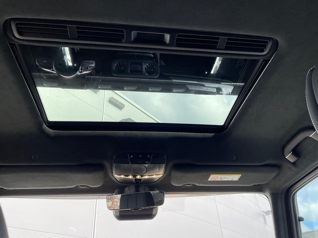 SUV/ Todoterreno Mercedes-Benz AMG G 63 4x4² 360° LEDER SHD NIGHT BURMESTER: foto 21 SUV/ Todoterreno Mercedes-Benz AMG G 63 4x4² 360° LEDER SHD NIGHT BURMESTER: foto 21