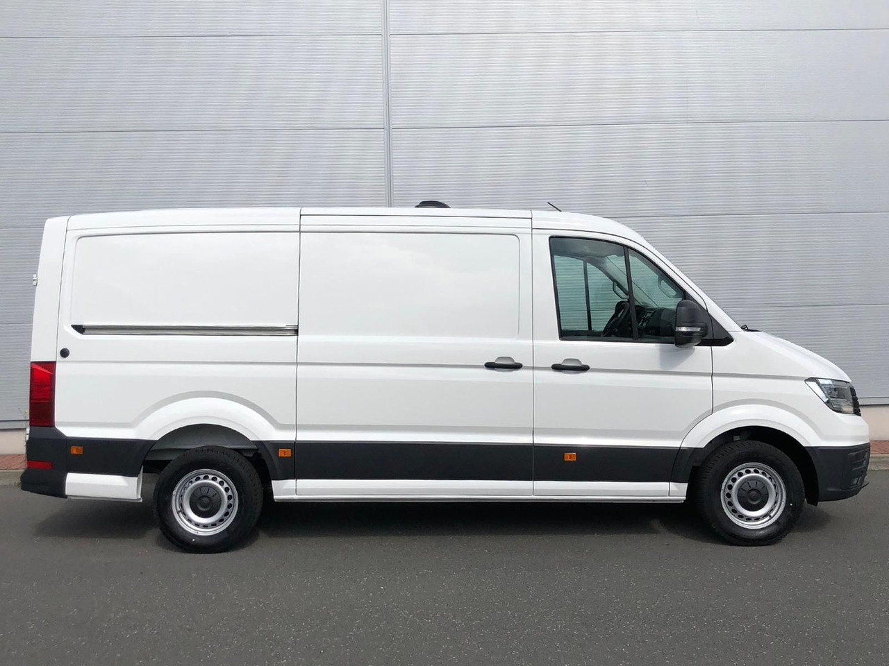 Volkswagen Crafter Kasten 35 L3H2 4MOTION LED PDC - Furgón: foto 5 Volkswagen Crafter Kasten 35 L3H2 4MOTION LED PDC - Furgón: foto 5