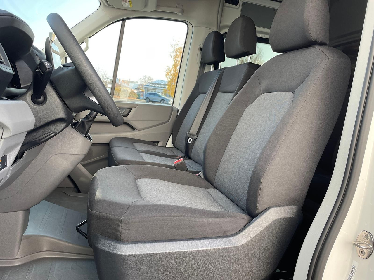 Furgón, Furgoneta combi Volkswagen Crafter MIXTO 35 L3H3 KAMERA SITZHZ DAB: foto 26