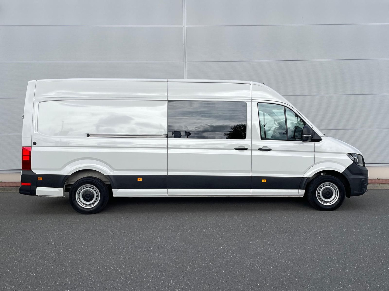 Volkswagen Crafter MIXTO 35 L4H3 KAMERA KLIMA SITZHZ DAB - Furgón, Furgoneta combi: foto 5 Volkswagen Crafter MIXTO 35 L4H3 KAMERA KLIMA SITZHZ DAB - Furgón, Furgoneta combi: foto 5