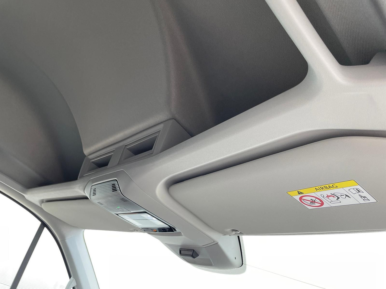 Furgón, Furgoneta combi Volkswagen Crafter MIXTO 35 L4H3 KAMERA KLIMA SITZHZ DAB: foto 23