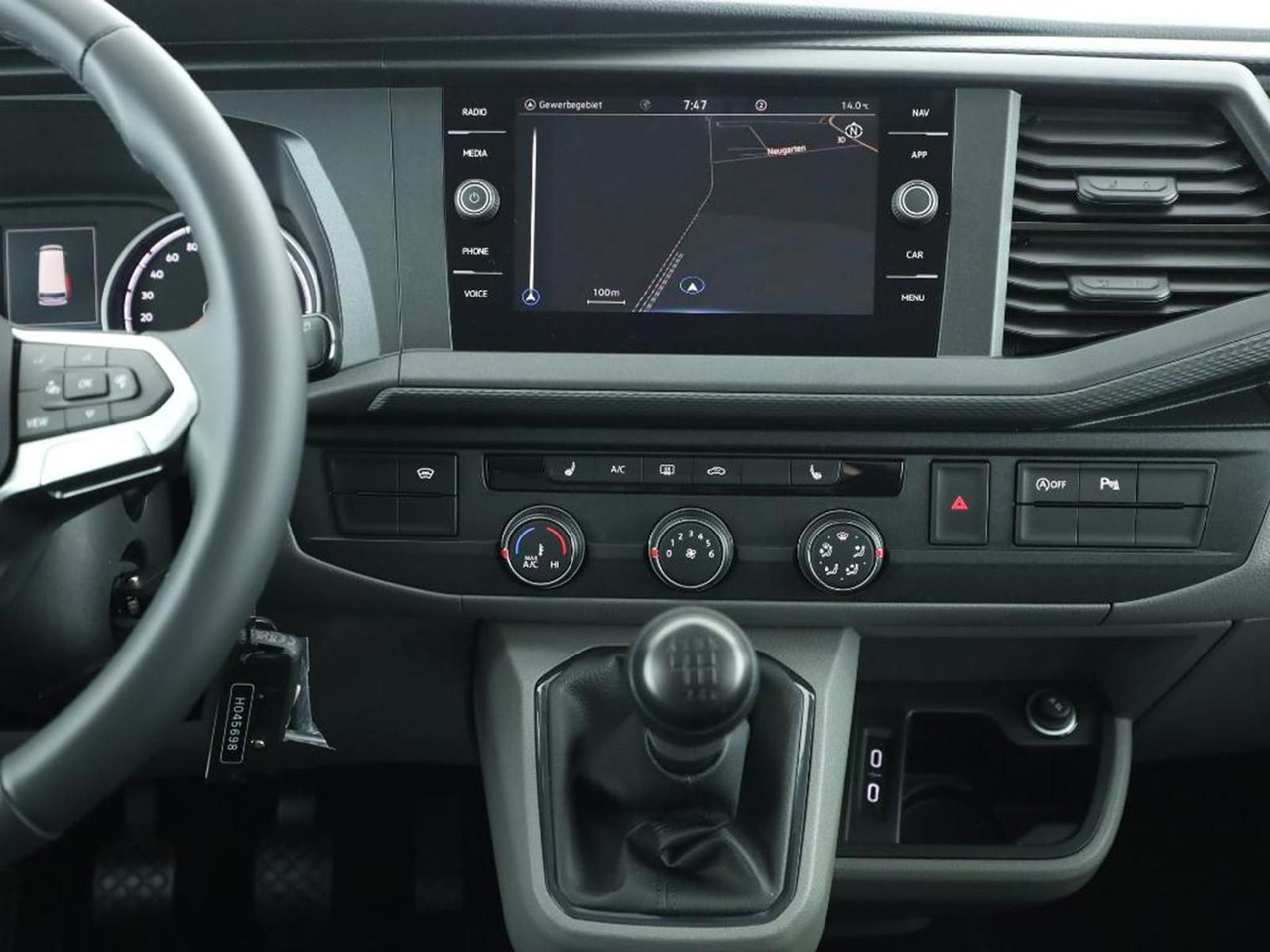 Volkswagen T6.1 Transporter Kombi KR LED STANDHZ ACC NAVI - Furgoneta de pasajeros: foto 5 Volkswagen T6.1 Transporter Kombi KR LED STANDHZ ACC NAVI - Furgoneta de pasajeros: foto 5