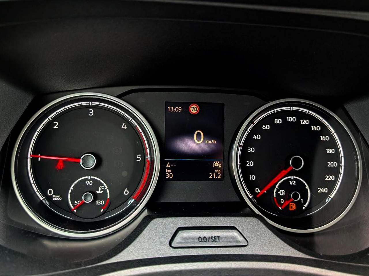 Volkswagen T6.1 Transporter Kombi KR LED STANDHZ ACC NAVI - Furgoneta de pasajeros: foto 3 Volkswagen T6.1 Transporter Kombi KR LED STANDHZ ACC NAVI - Furgoneta de pasajeros: foto 3