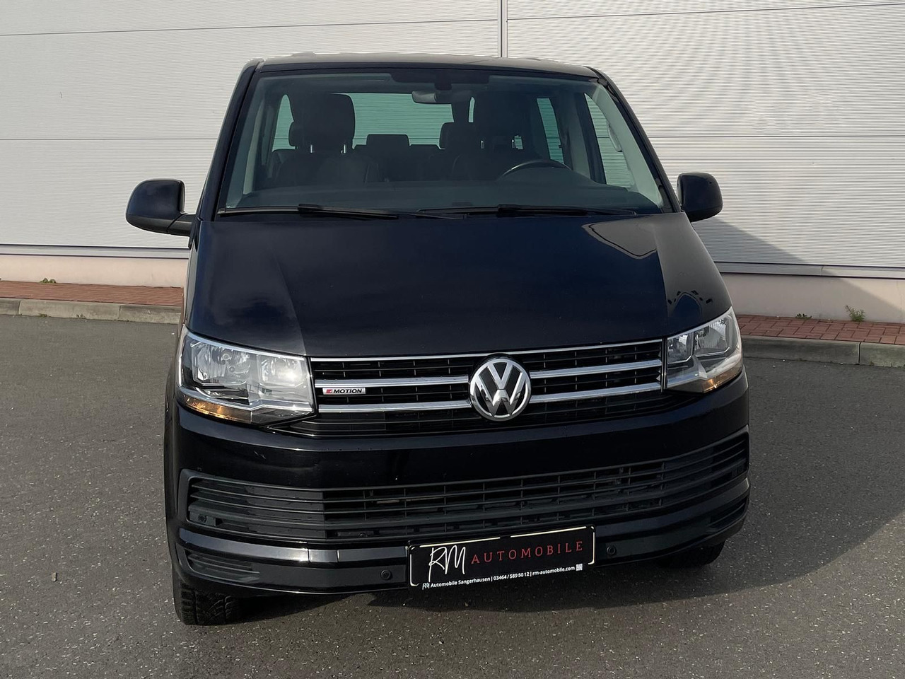 Volkswagen T6 Multivan Comfortline 4M AHK STANDHZ SITZH DAB - Minibús, Furgoneta de pasajeros: foto 3 Volkswagen T6 Multivan Comfortline 4M AHK STANDHZ SITZH DAB - Minibús, Furgoneta de pasajeros: foto 3