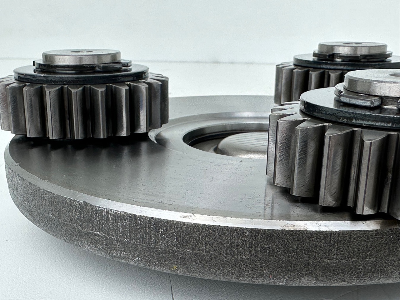 Caja de cambios y piezas Liebherr - Bonfiglioli Planetenradsatz mit ID-Nr.10355341. LTM 1045-3-1-, LTM 1050-3-1, LTM 1055-1, LTM 1055-3-1-, LTM 1055-3-2-, LTM1070-4-1-, LTM1070-4-2-. #10355341.6088598#: foto 8 Caja de cambios y piezas Liebherr - Bonfiglioli Planetenradsatz mit ID-Nr.10355341. LTM 1045-3-1-, LTM 1050-3-1, LTM 1055-1, LTM 1055-3-1-, LTM 1055-3-2-, LTM1070-4-1-, LTM1070-4-2-. #10355341.6088598#: foto 8