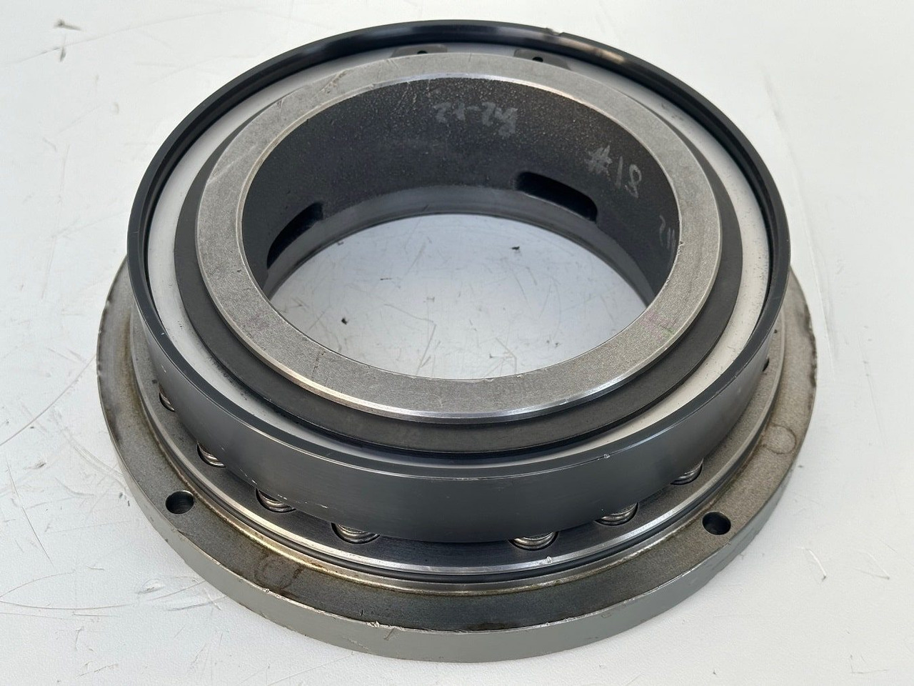 Liebherr Bremse ID-Nr.90009255. SAT250/278 - SAT250/287. A913 COMP, A914 COMP, A914, A916 COMP, A916, A918 COMP, A918, A920, A922 RAIL, A924 RAIL, LH18, LH22, LH24, LH26, R914 COMP, R914 RAIL, R914, - Reductor de giro para Excavadora de cadenas: foto 4 Liebherr Bremse ID-Nr.90009255. SAT250/278 - SAT250/287. A913 COMP, A914 COMP, A914, A916 COMP, A916, A918 COMP, A918, A920, A922 RAIL, A924 RAIL, LH18, LH22, LH24, LH26, R914 COMP, R914 RAIL, R914, - Reductor de giro para Excavadora de cadenas: foto 4