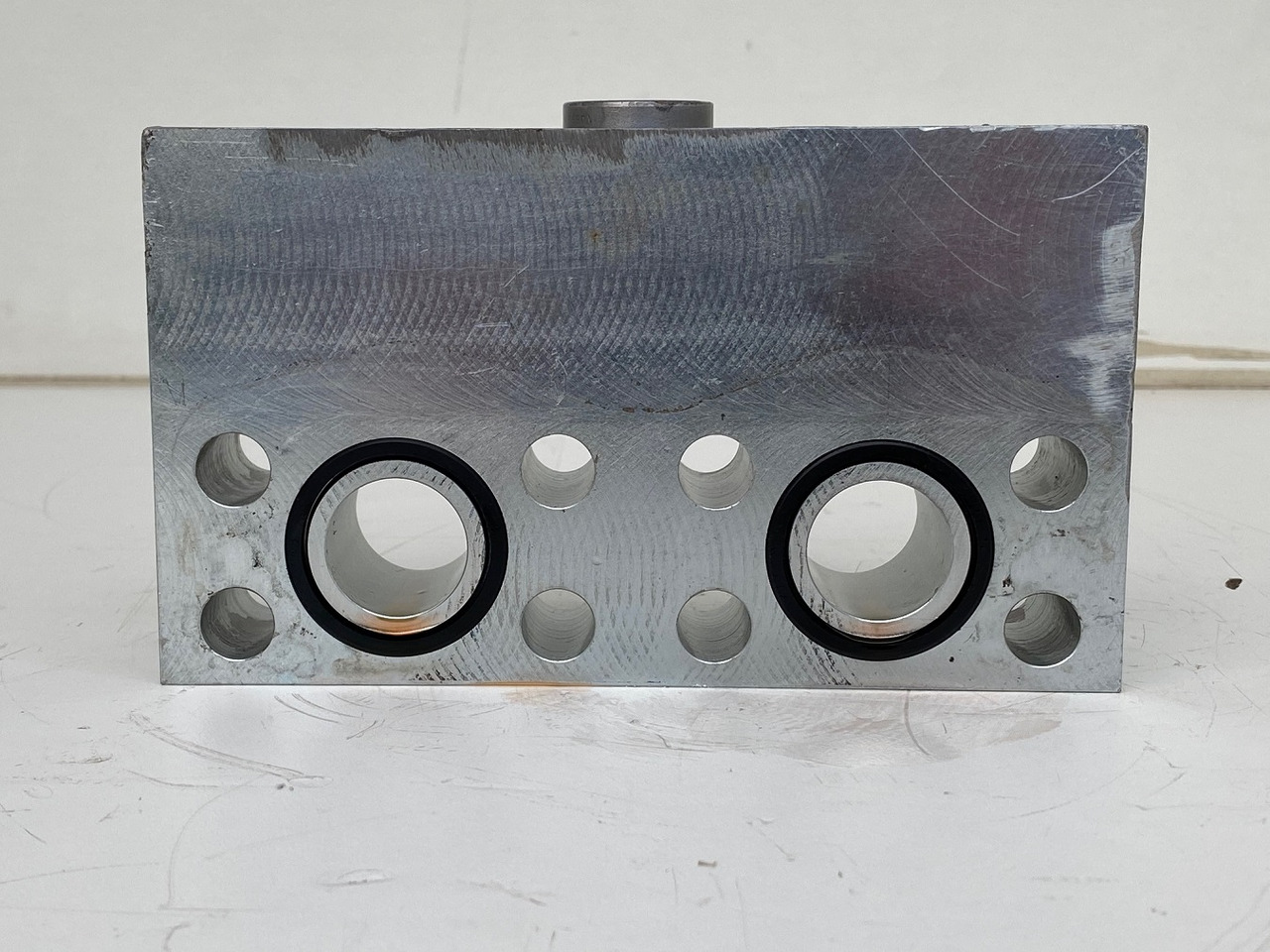 Liebherr Dämpfungsventil ID-Nr.10121777.  P924 COMP, P926, R926, R916, R922, R924 COMP, R924, R926 COMP, R926, R930, R936, R946, R950 T, R960 T. #DÄ27652# - Reductor de giro para Excavadora: foto 5 Liebherr Dämpfungsventil ID-Nr.10121777.  P924 COMP, P926, R926, R916, R922, R924 COMP, R924, R926 COMP, R926, R930, R936, R946, R950 T, R960 T. #DÄ27652# - Reductor de giro para Excavadora: foto 5