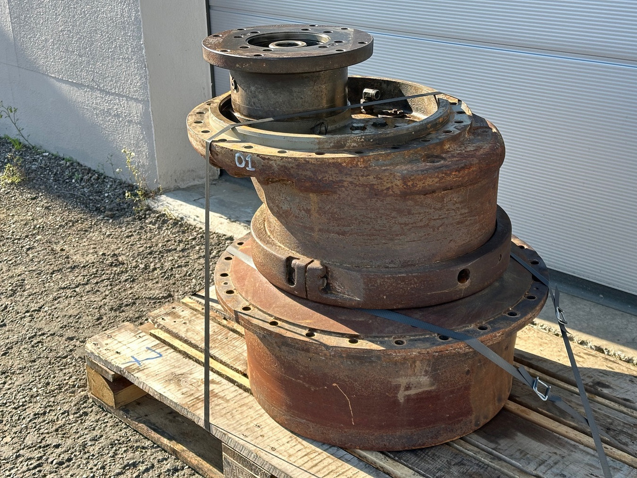 Liebherr Fahrantrieb FAT450E510. ID-Nr.970351501 - ID-Nr.90025195 - ID-Nr.90203584. LR634-992, LU755D-999, O634-992, PR734-4L-1481,PR734-4XL-1659. #10739.01# - Mando final para Bulldozer: foto 3 Liebherr Fahrantrieb FAT450E510. ID-Nr.970351501 - ID-Nr.90025195 - ID-Nr.90203584. LR634-992, LU755D-999, O634-992, PR734-4L-1481,PR734-4XL-1659. #10739.01# - Mando final para Bulldozer: foto 3