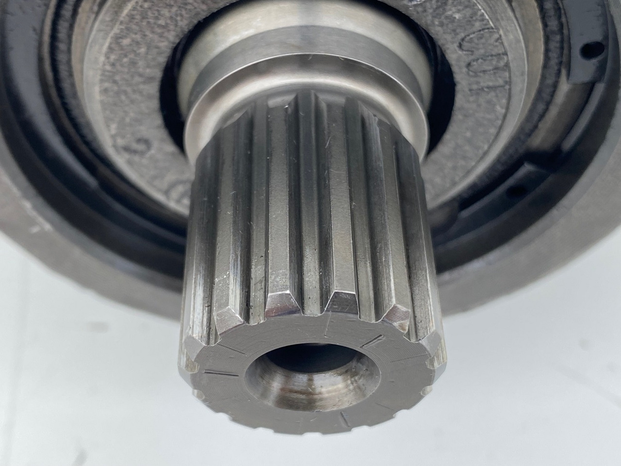 Motor hidráulico para Excavadora de ruedas Liebherr Hydraulikeinbaumotor FMF045, ID-Nr.10132702.  A924, LH30C, LH30M, LH35M, LH35MT, LH40C, LH40CP, LH40M, LH40MP, LH50CHR, LH50M, LH50MHR, LH50MT.  #33179#: foto 13