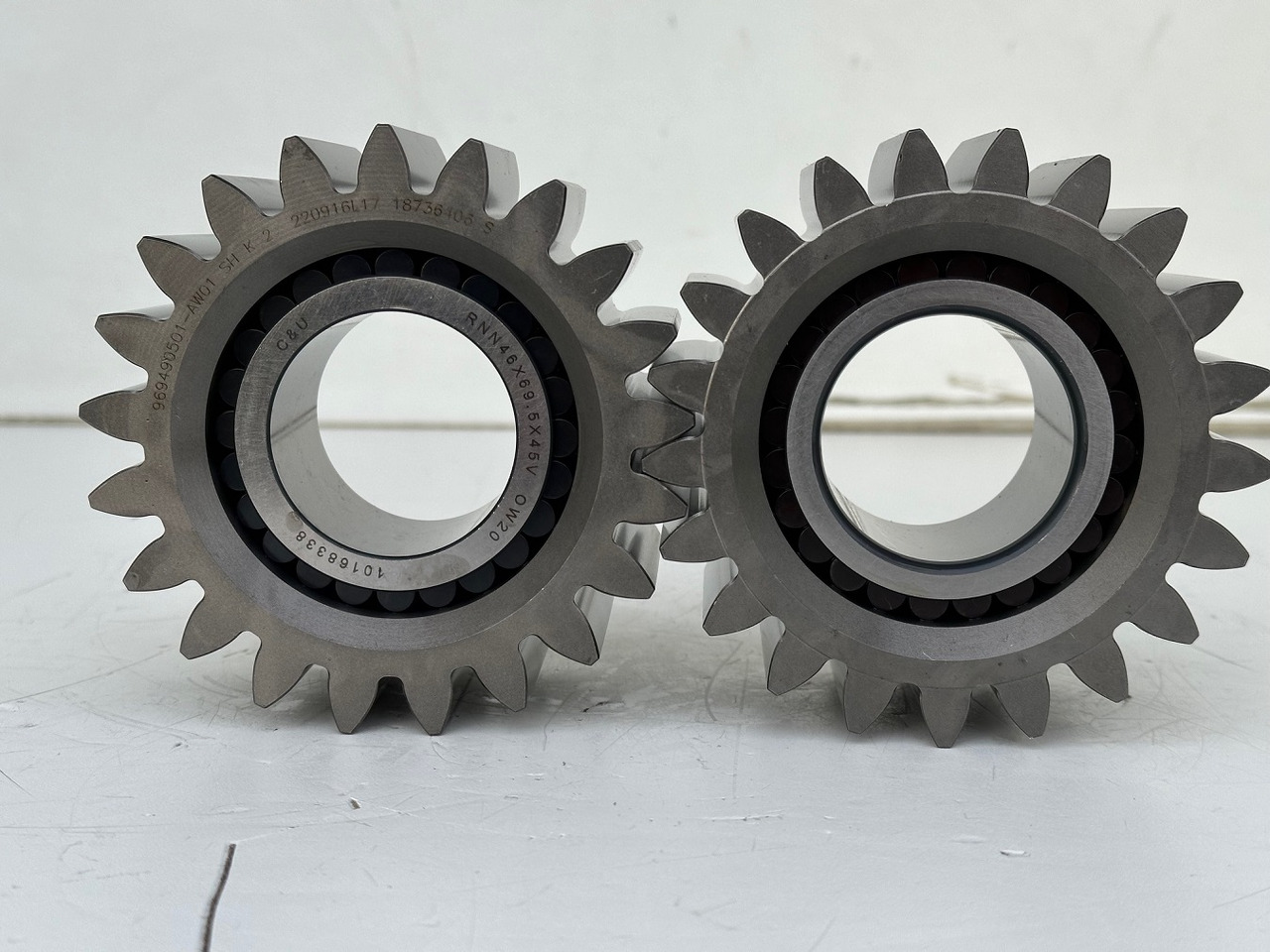 Liebherr Planetenrad mit Zylinderrollenlager ID-Nr.969490401-ID-Nr.10168338. FAT355P076-FAT355P077-FAT355P120. LH26,LH30C,LH40C,ER934,LO1916,LO1926,LOS916,LOS926,R906,R906 PROTO,R916,R920,R922,R924,R - Mando final para Excavadora de cadenas: foto 1 Liebherr Planetenrad mit Zylinderrollenlager ID-Nr.969490401-ID-Nr.10168338. FAT355P076-FAT355P077-FAT355P120. LH26,LH30C,LH40C,ER934,LO1916,LO1926,LOS916,LOS926,R906,R906 PROTO,R916,R920,R922,R924,R - Mando final para Excavadora de cadenas: foto 1