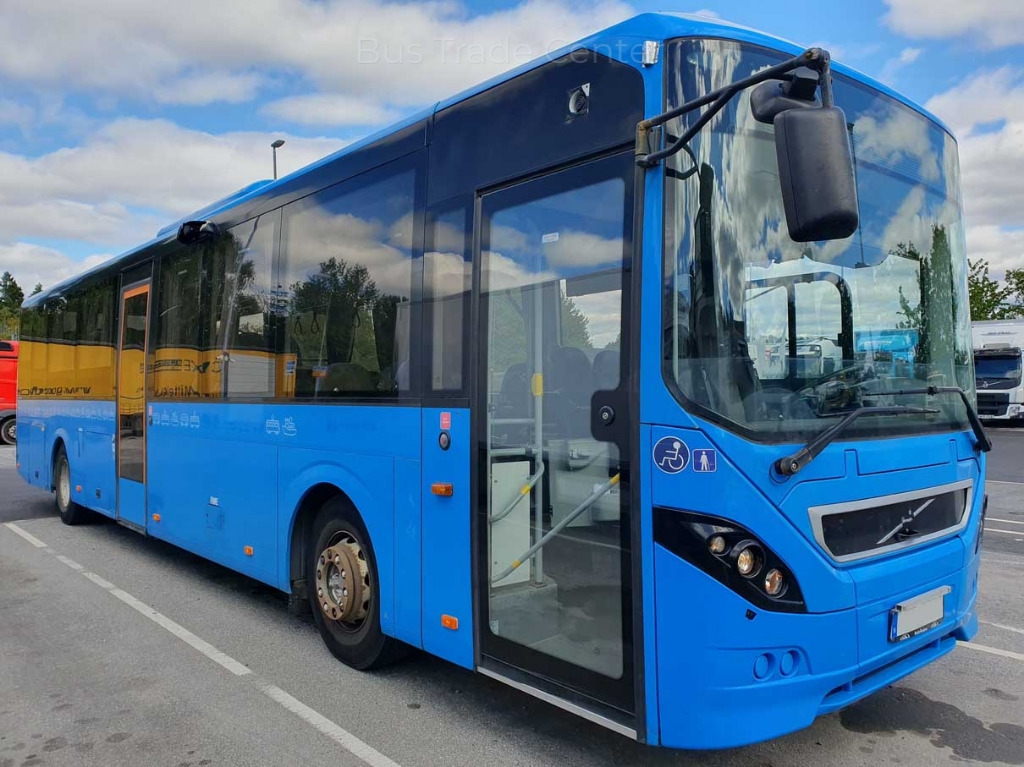 Autobús suburbano VOLVO 8900LE B7RLE: foto 1