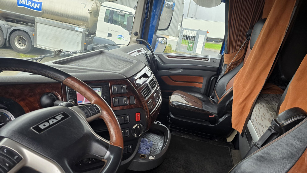 DAF XF 510 FAN 6x2 (Nr. 6185) - Camión chasis: foto 4 DAF XF 510 FAN 6x2 (Nr. 6185) - Camión chasis: foto 4