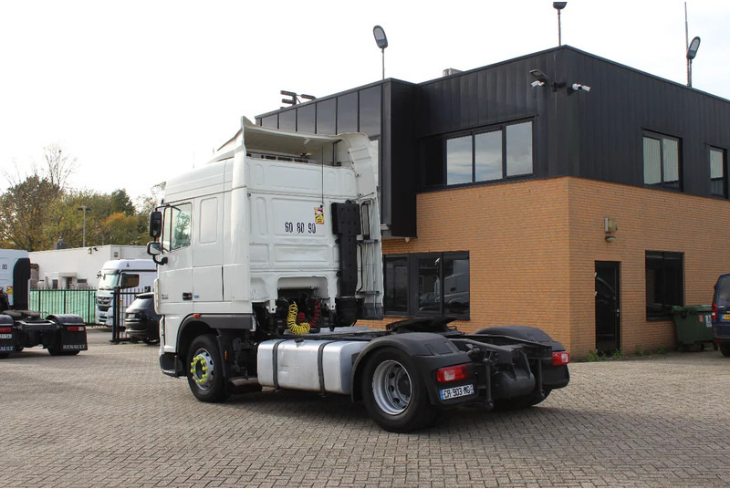 DAF XF 105.460 * EURO5 EEV * 4X2 * - Cabeza tractora: foto 3 DAF XF 105.460 * EURO5 EEV * 4X2 * - Cabeza tractora: foto 3