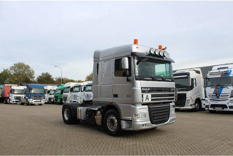 DAF XF 105.460 * HYDRAULIC * EURO4 * 4X2 * - Cabeza tractora: foto 5 DAF XF 105.460 * HYDRAULIC * EURO4 * 4X2 * - Cabeza tractora: foto 5