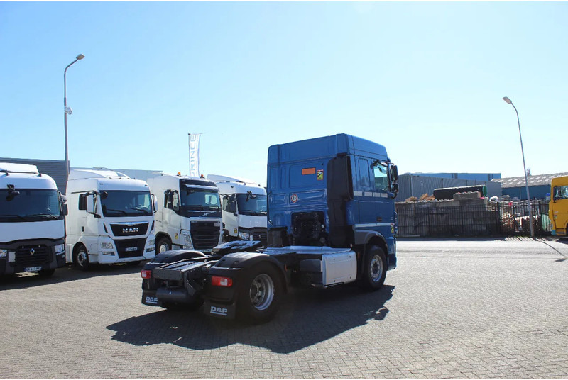 DAF XF 106.440 * EURO6 * 4X2 * ADR * - Cabeza tractora: foto 4 DAF XF 106.440 * EURO6 * 4X2 * ADR * - Cabeza tractora: foto 4