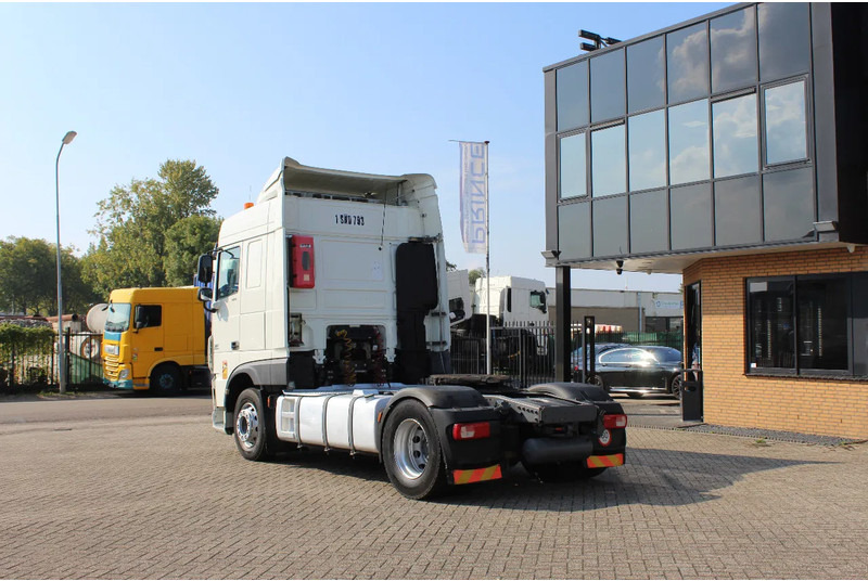 DAF XF 460 * EURO6 * 4X2 * 2 BIG TANK * - Cabeza tractora: foto 3 DAF XF 460 * EURO6 * 4X2 * 2 BIG TANK * - Cabeza tractora: foto 3