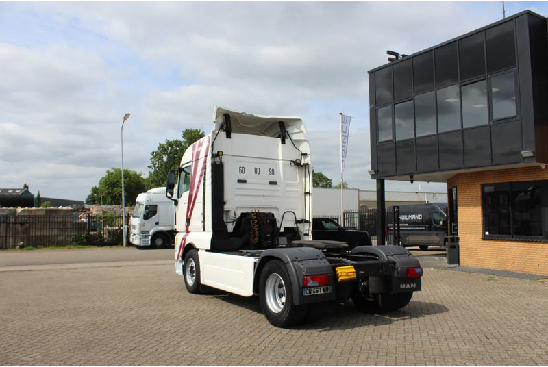 MAN TGX 18.440 * RETARDER * EURO5 * 4X2 * - Cabeza tractora: foto 2 MAN TGX 18.440 * RETARDER * EURO5 * 4X2 * - Cabeza tractora: foto 2