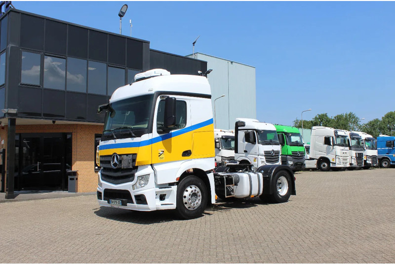 Mercedes-Benz Actros 1843 * RETARDER * 4X2 * - Cabeza tractora: foto 1 Mercedes-Benz Actros 1843 * RETARDER * 4X2 * - Cabeza tractora: foto 1