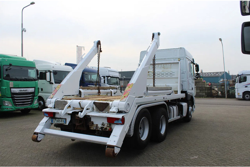 DAF XF 480 * EURO6 * SKIPLOADER * 6X2 * LIFT * - Camión portacontenedor de cadenas: foto 4 DAF XF 480 * EURO6 * SKIPLOADER * 6X2 * LIFT * - Camión portacontenedor de cadenas: foto 4