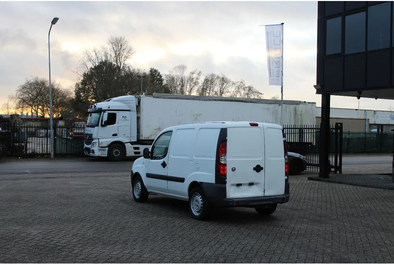 Fiat Doblò Cargo * manual * - Coche: foto 3 Fiat Doblò Cargo * manual * - Coche: foto 3