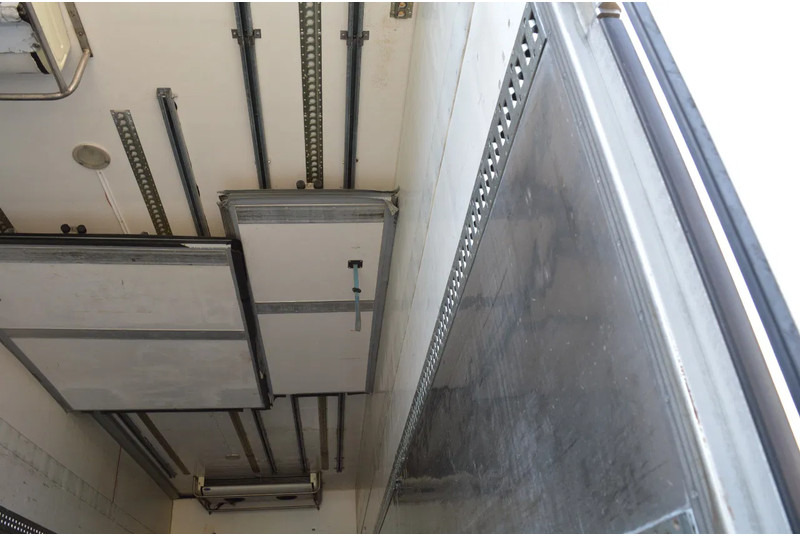 Camión frigorífico Volvo FE 260 * EURO5 * 4X2 * CARRIER SUPRA 950 MT * 4X2 * MANUAL *: foto 13 Camión frigorífico Volvo FE 260 * EURO5 * 4X2 * CARRIER SUPRA 950 MT * 4X2 * MANUAL *: foto 13