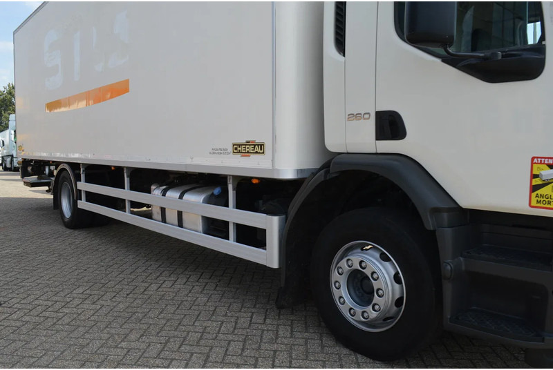 Camión frigorífico Volvo FE 260 * EURO5 * 4X2 * CARRIER SUPRA 950 MT * 4X2 * MANUAL *: foto 8 Camión frigorífico Volvo FE 260 * EURO5 * 4X2 * CARRIER SUPRA 950 MT * 4X2 * MANUAL *: foto 8