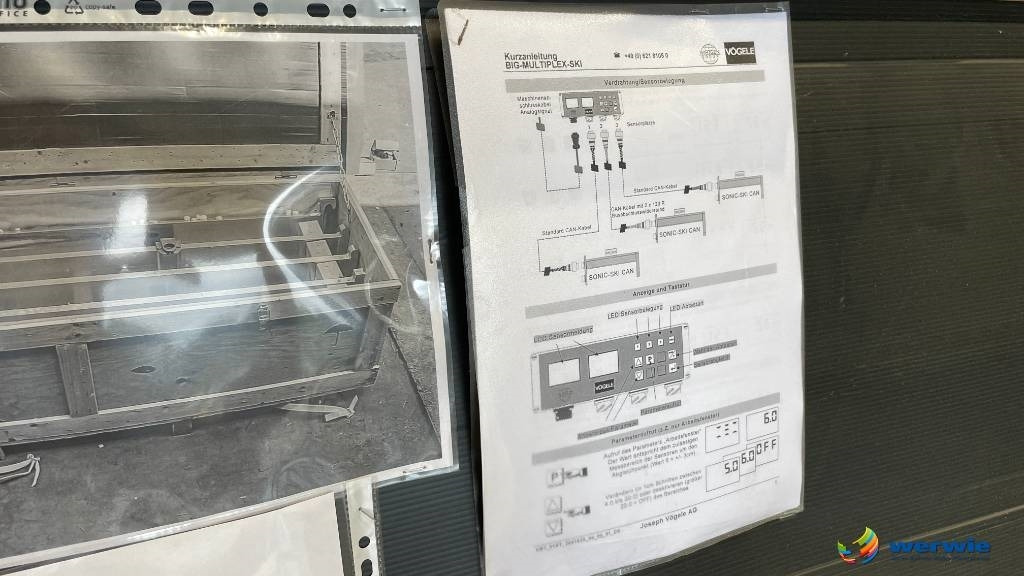 Pavimentadora de asfalto Vögele Big-MultiPlex-Ski Nivellierautomatik Leveling: foto 10 Pavimentadora de asfalto Vögele Big-MultiPlex-Ski Nivellierautomatik Leveling: foto 10