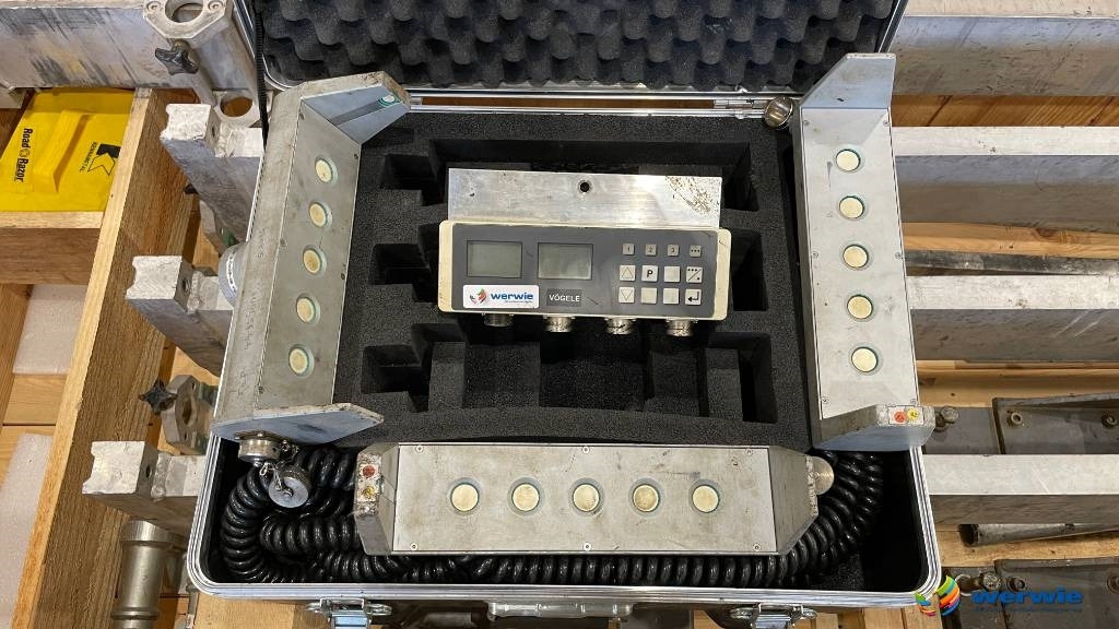 Pavimentadora de asfalto Vögele Big-MultiPlex-Ski Nivellierautomatik Leveling: foto 7 Pavimentadora de asfalto Vögele Big-MultiPlex-Ski Nivellierautomatik Leveling: foto 7