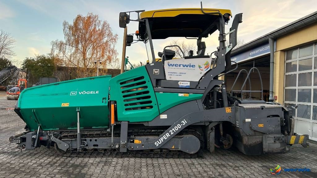 Vögele SUPER 2100-3i / AB600-3TP1 (3,00 - 6,00 m) - Pavimentadora de asfalto: foto 2 Vögele SUPER 2100-3i / AB600-3TP1 (3,00 - 6,00 m) - Pavimentadora de asfalto: foto 2
