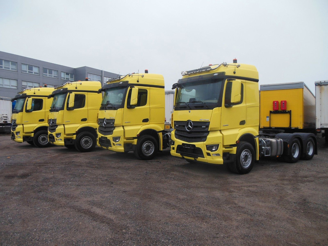 Mercedes-Benz 3353 ACTROS, 6X4, TRK, SET 120 TON, WIE NEUE!E!! - Cabeza tractora: foto 1 Mercedes-Benz 3353 ACTROS, 6X4, TRK, SET 120 TON, WIE NEUE!E!! - Cabeza tractora: foto 1