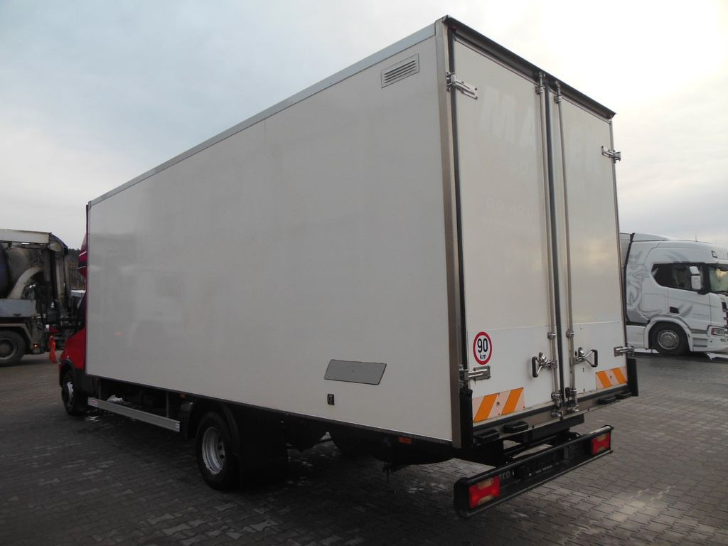 Iveco DAILY 60C15 Iveco DAILY 60C15 - Furgoneta caja cerrada: foto 4 Iveco DAILY 60C15 Iveco DAILY 60C15 - Furgoneta caja cerrada: foto 4