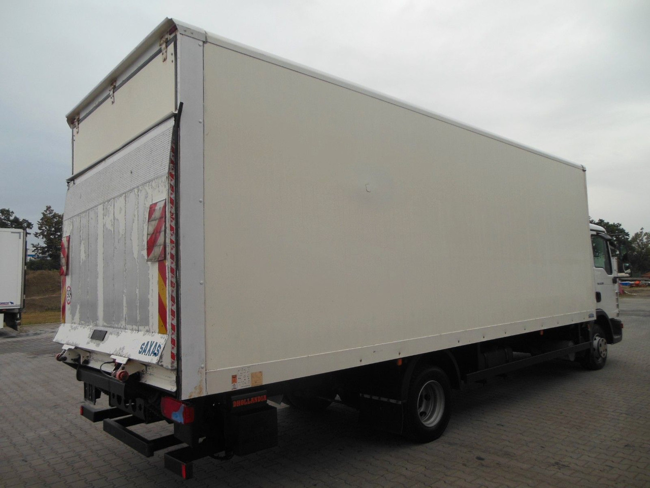 MAN TGL 12.220 BB, D-HOLLANDIA - Camión caja cerrada: foto 3 MAN TGL 12.220 BB, D-HOLLANDIA - Camión caja cerrada: foto 3