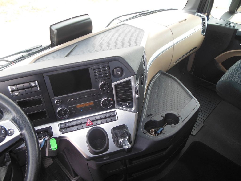 Camión lona Mercedes-Benz ACTROS 2546, 24 PALETTEN, LBW, ALU FELGEN, TOP!! Mercedes-Benz ACTROS 2546, 24 PALETTEN, LBW, ALU FELGEN, TOP!!: foto 24