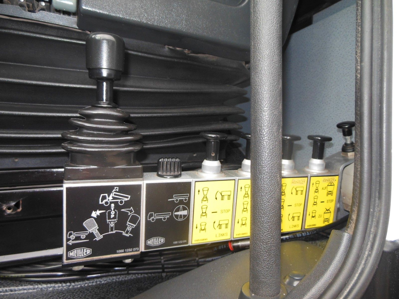 Camión volquete Mercedes-Benz ACTROS 4144, 8X6, 3 PEDALE, MEILLER, BODRMATIC: foto 19