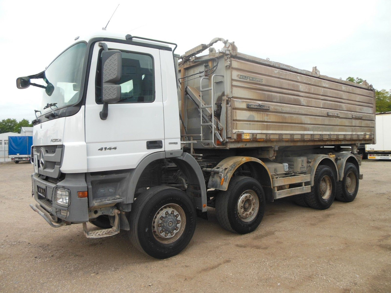 Mercedes-Benz ACTROS 4144, 8X6, 3 PEDALE, MEILLER, BODRMATIC - Camión volquete: foto 1 Mercedes-Benz ACTROS 4144, 8X6, 3 PEDALE, MEILLER, BODRMATIC - Camión volquete: foto 1