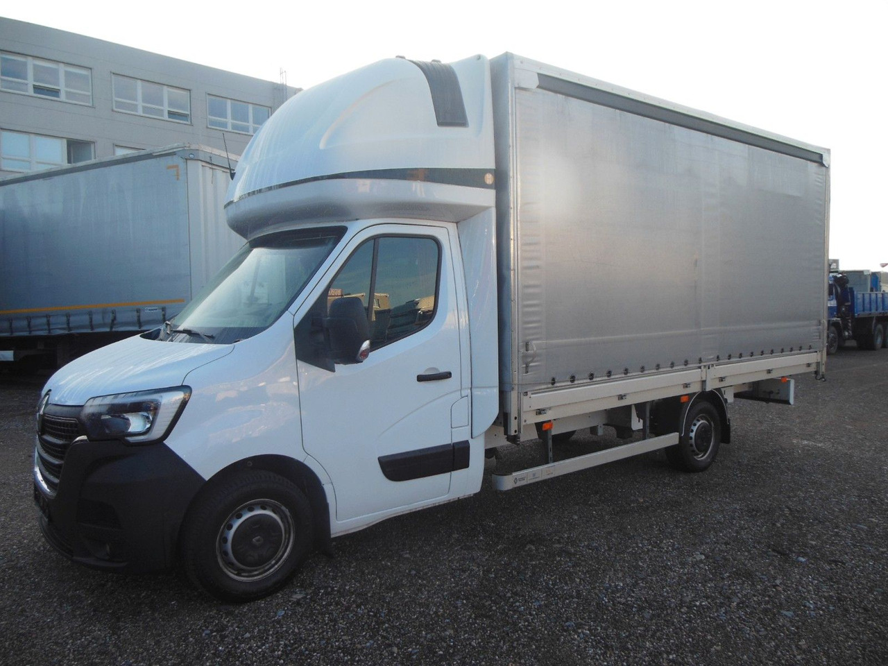 Renault MASTER 2.3 DCI, 10 PALETTEN, LUFT FEDERUNG - Furgoneta con lona: foto 1 Renault MASTER 2.3 DCI, 10 PALETTEN, LUFT FEDERUNG - Furgoneta con lona: foto 1