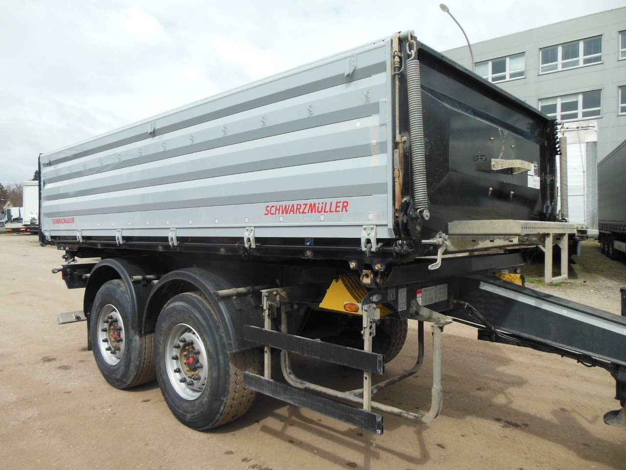 Schwarzmüller TKIA 2/E - Remolque volquete: foto 4 Schwarzmüller TKIA 2/E - Remolque volquete: foto 4