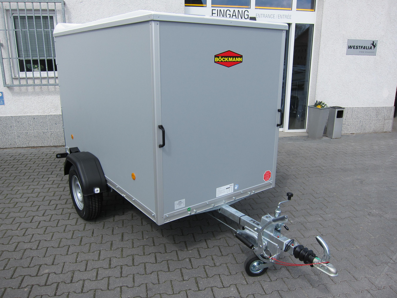 Böckmann Koffer KT 2513/135 251x130x152cm grau (S) 1350kg AKTION Modell 24 - Remolque caja cerrada: foto 3 Böckmann Koffer KT 2513/135 251x130x152cm grau (S) 1350kg AKTION Modell 24 - Remolque caja cerrada: foto 3