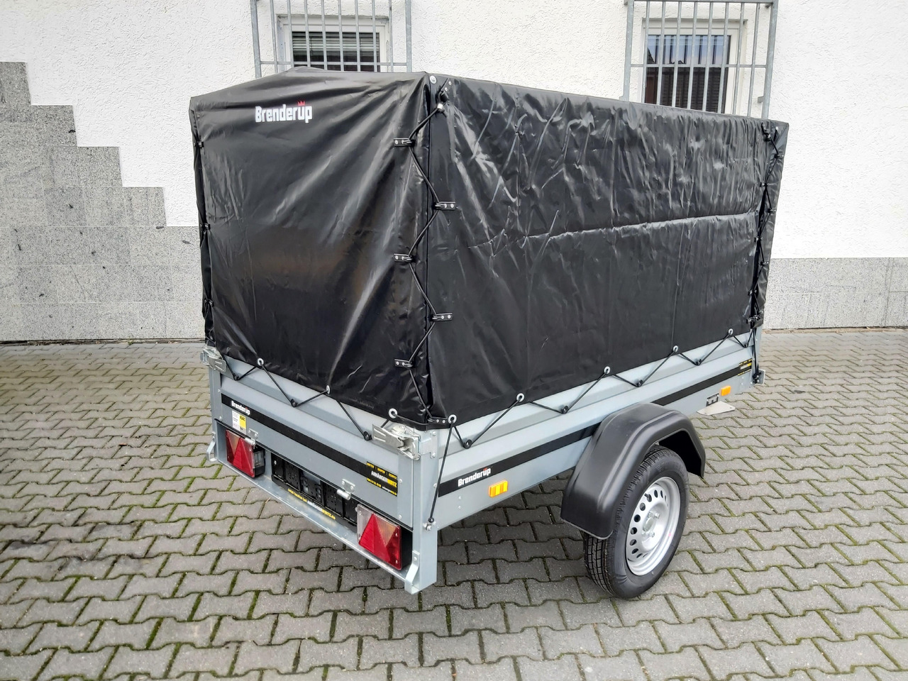 Brenderup 1205 S UB 750 Klappdeichsel Anhänger Hochplane 117cm blackline 750kg - Remolque de coche: foto 3 Brenderup 1205 S UB 750 Klappdeichsel Anhänger Hochplane 117cm blackline 750kg - Remolque de coche: foto 3